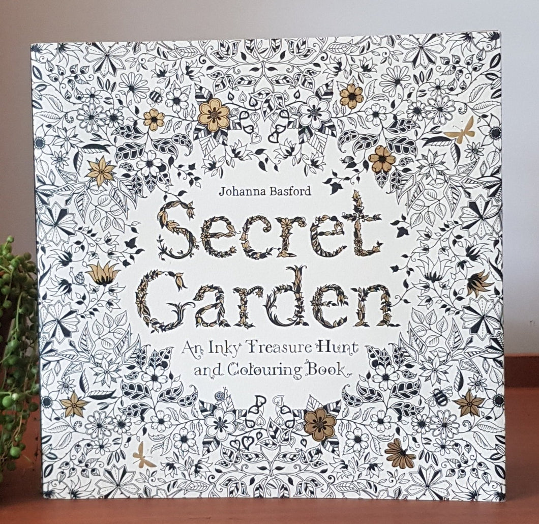 Secret Garden: An Inky Treasure Hunt & Colouring Book by Johanna Basford
