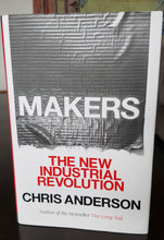 Load image into Gallery viewer, Makers: The New Industrial Revolution by Chris Anderson
